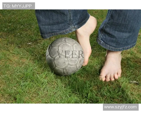 足球明星的脚大小揭秘对比赛表现的影响与背后故事